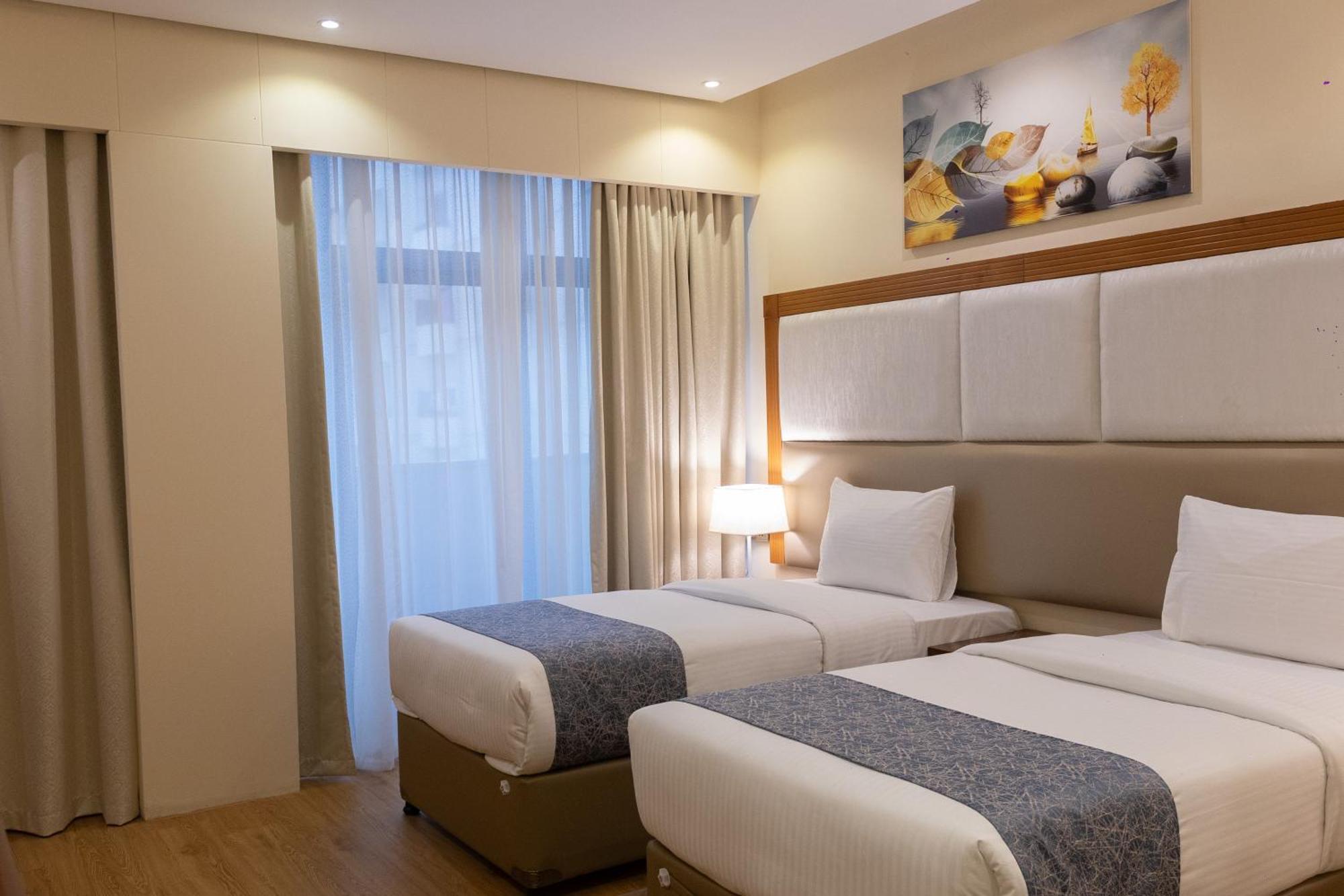 Vendome Plaza Hotel Dubai Dış mekan fotoğraf