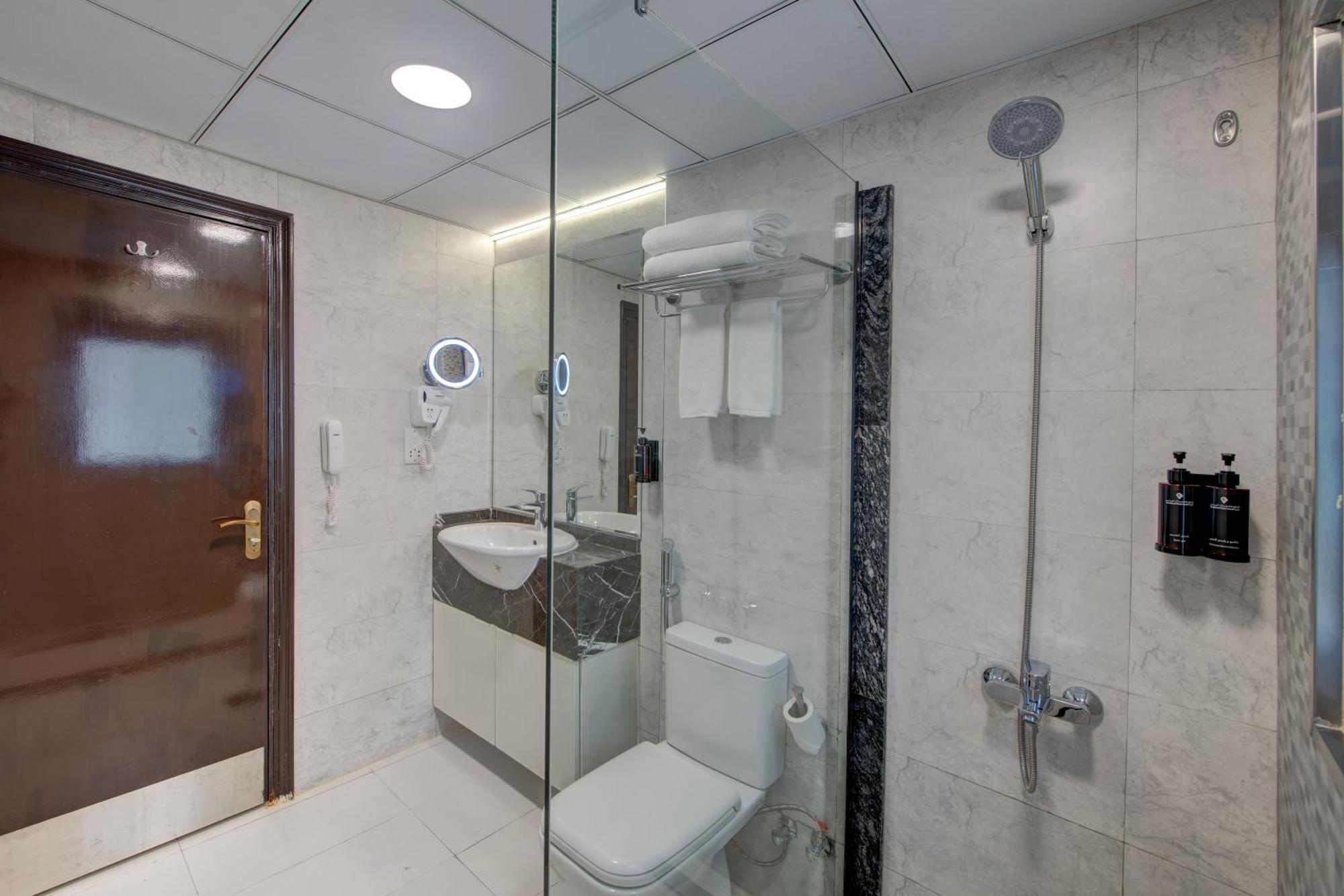 Vendome Plaza Hotel Dubai Dış mekan fotoğraf