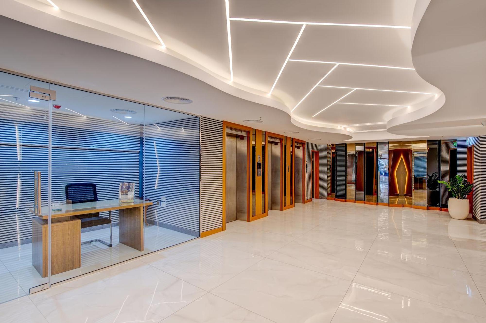 Vendome Plaza Hotel Dubai Dış mekan fotoğraf